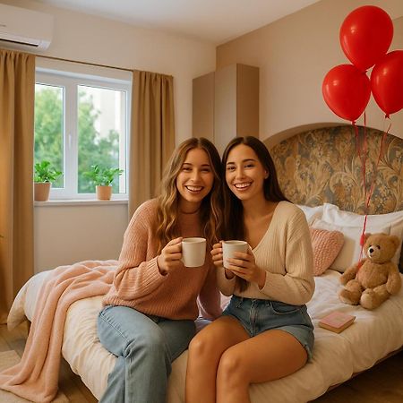 Cozy Studio Retreat - Quiet, Premium Stay Timisoara Ngoại thất bức ảnh