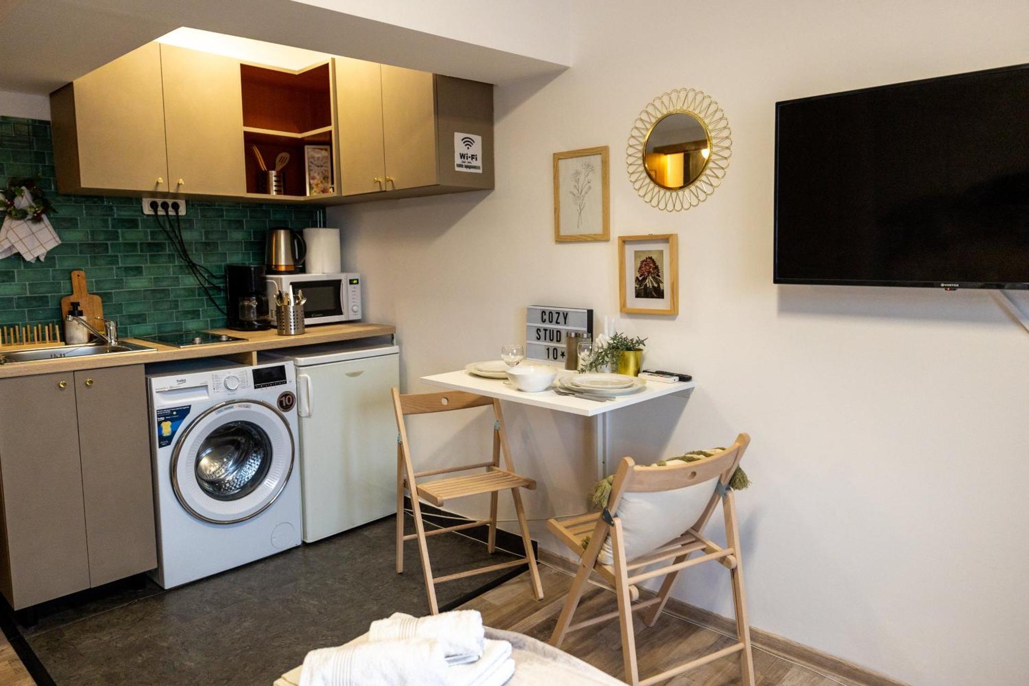 Cozy Studio Retreat - Quiet, Premium Stay Timisoara Ngoại thất bức ảnh
